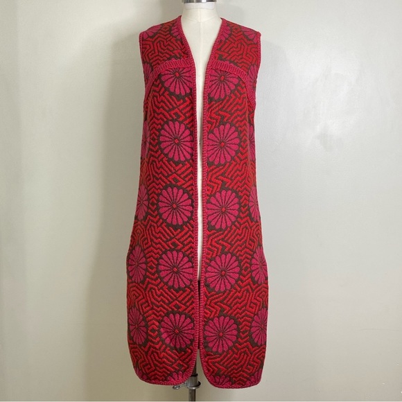 70s VINTAGE KNIT HIPPY VEST WITH DESIGNS AND FLOWERS 🌺 WITH A THICK WOVEN EDGE - Picture 3 of 12